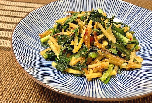今日のキムチ料理レシピ：サツマイモと青菜のピリ辛胡麻和え